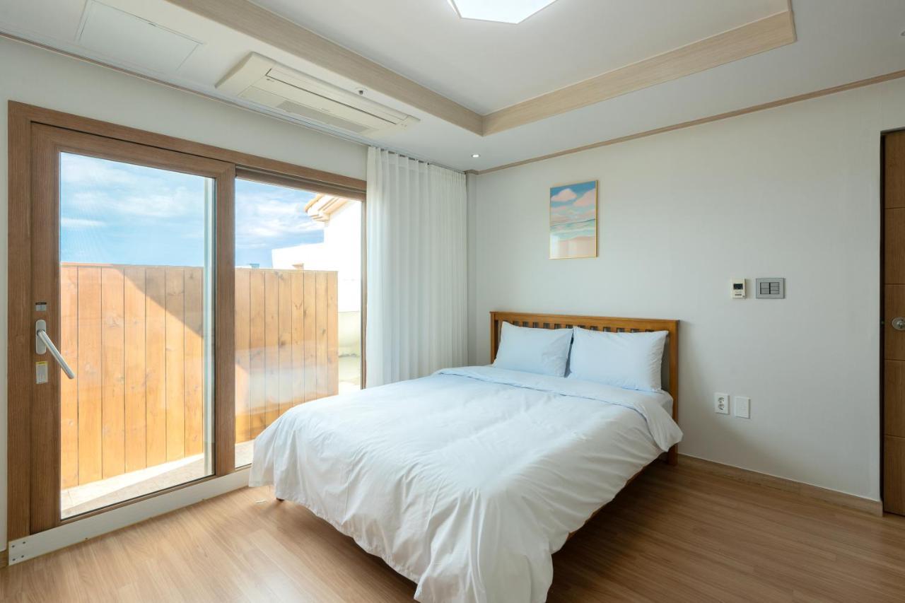 Ocean Palade Hotel Чеджу Екстериор снимка