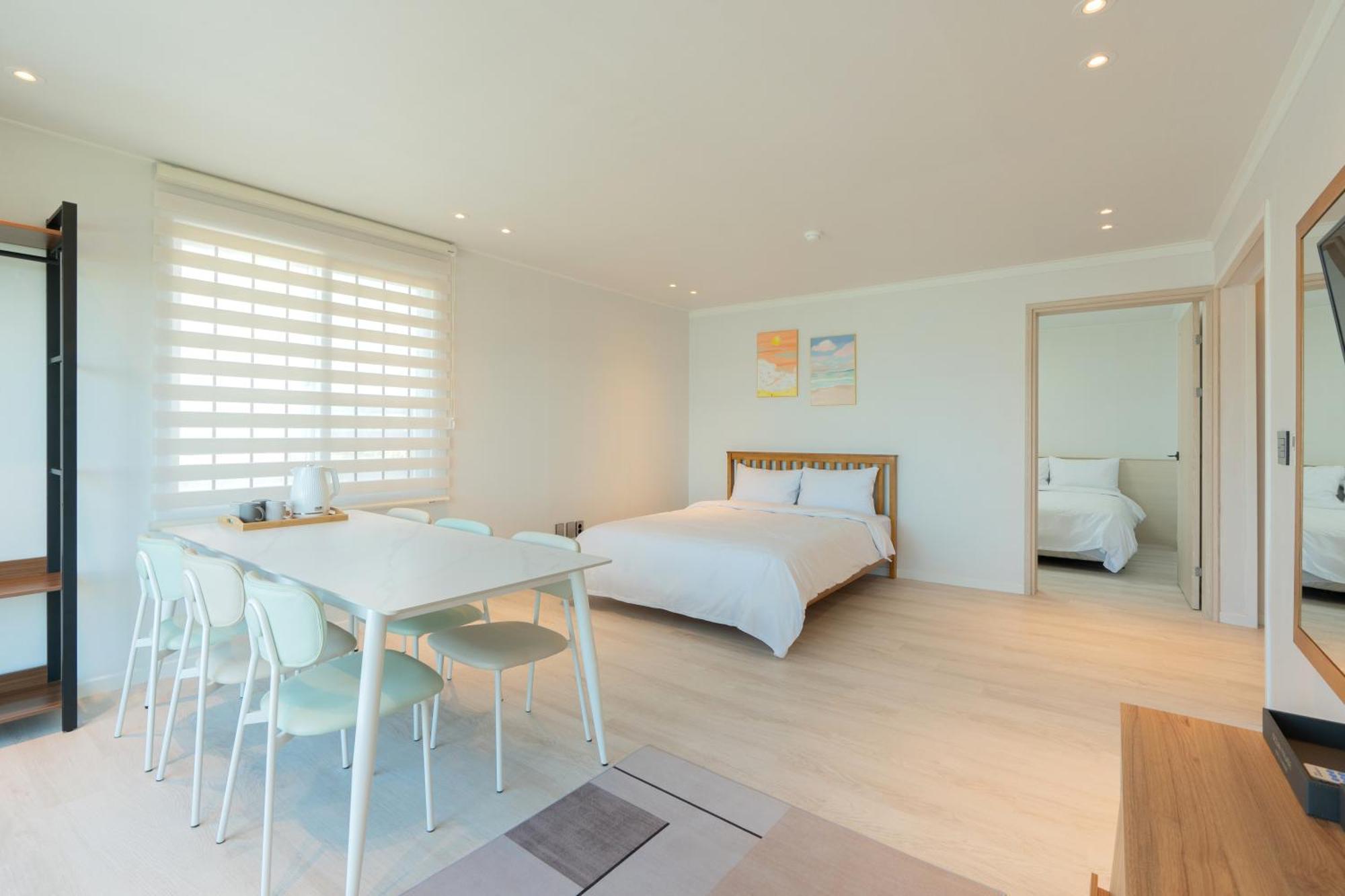 Ocean Palade Hotel Чеджу Екстериор снимка