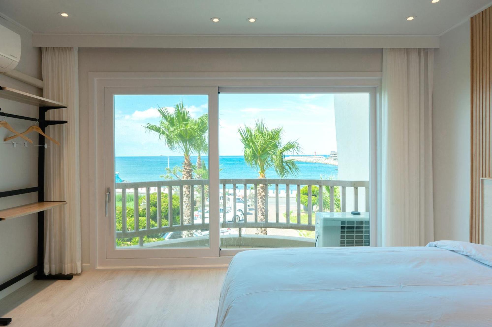 Ocean Palade Hotel Чеджу Екстериор снимка
